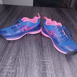Nike-Dual Fushion Hills- Blue and Pink- W Sz 6
